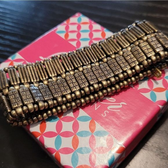 Beautiful Premier Designs Brass Stretchy bracelet. Can be worn multiple ways for - Picture 4 of 7